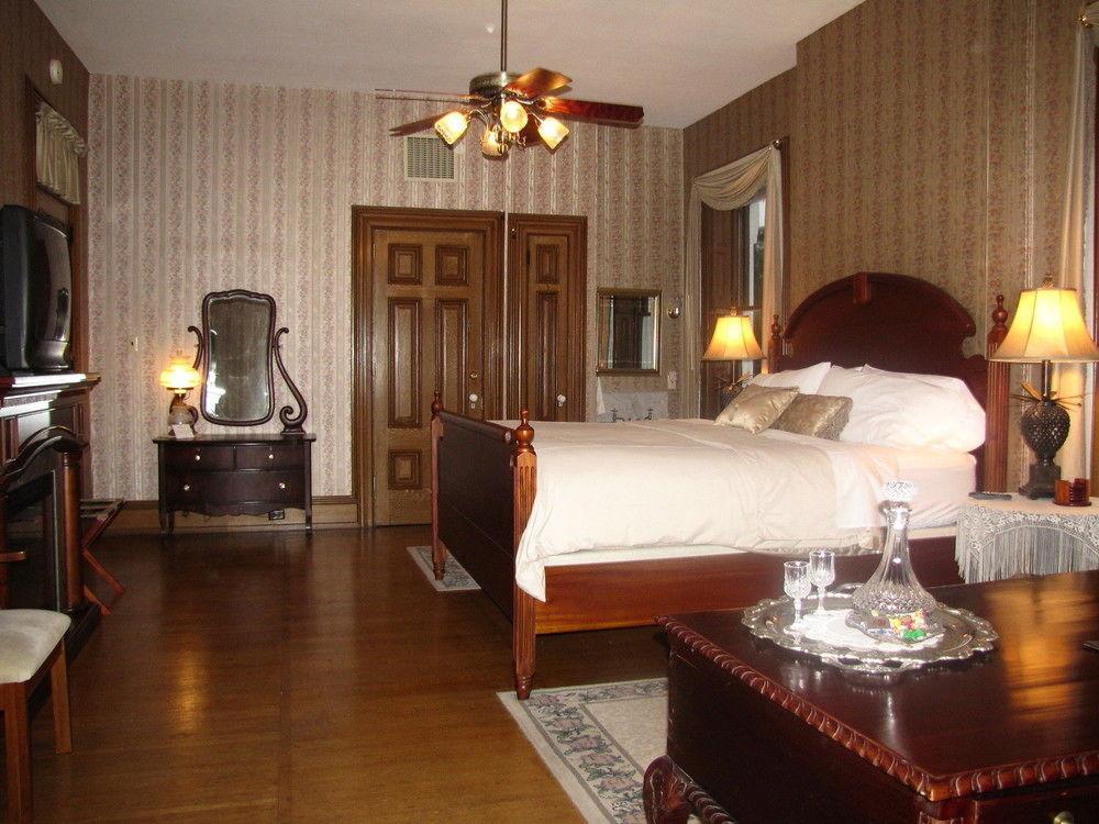 Lovelace Manor Bed And Breakfast Lancaster Ngoại thất bức ảnh