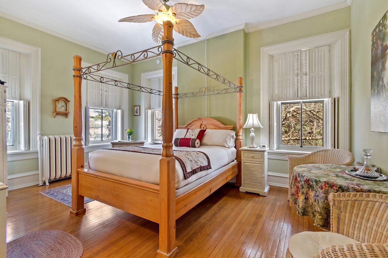 Lovelace Manor Bed And Breakfast Lancaster Ngoại thất bức ảnh