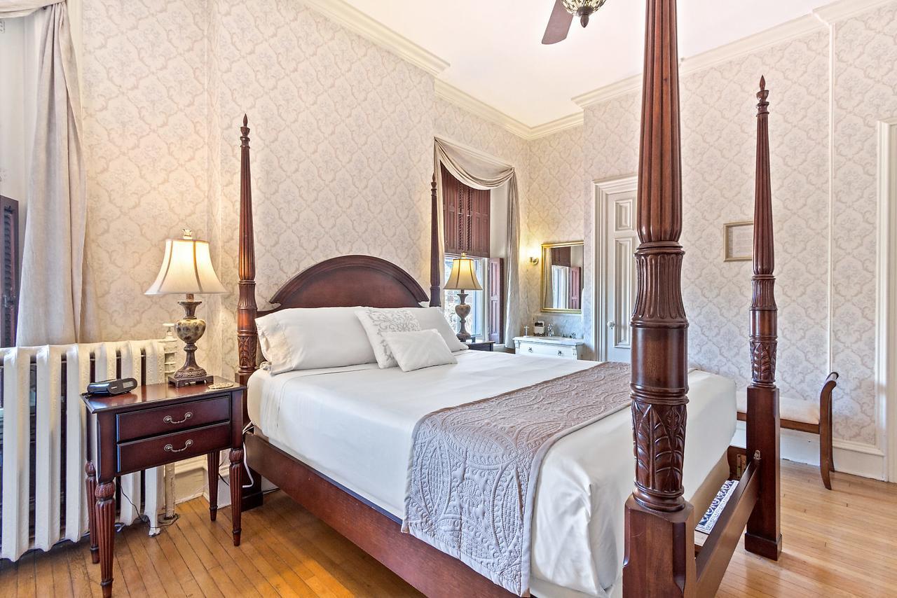 Lovelace Manor Bed And Breakfast Lancaster Ngoại thất bức ảnh
